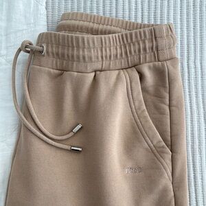 Frame Wide Leg Sweatpants In Cafe Au Lait